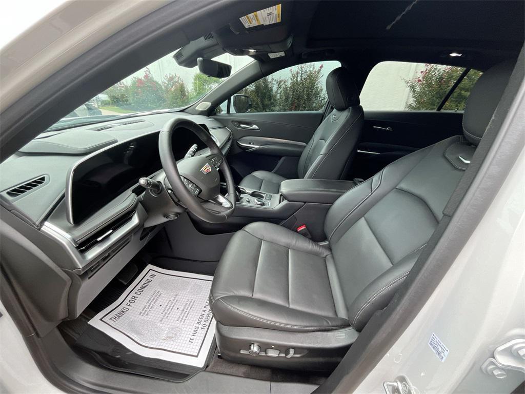 used 2024 Cadillac XT4 car, priced at $39,000