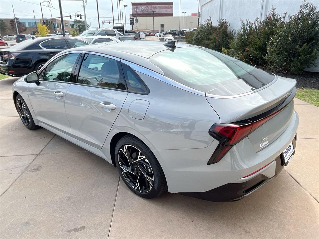 used 2025 Kia K5 car, priced at $29,000