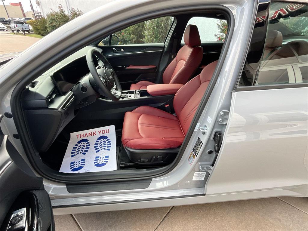 used 2025 Kia K5 car, priced at $29,000