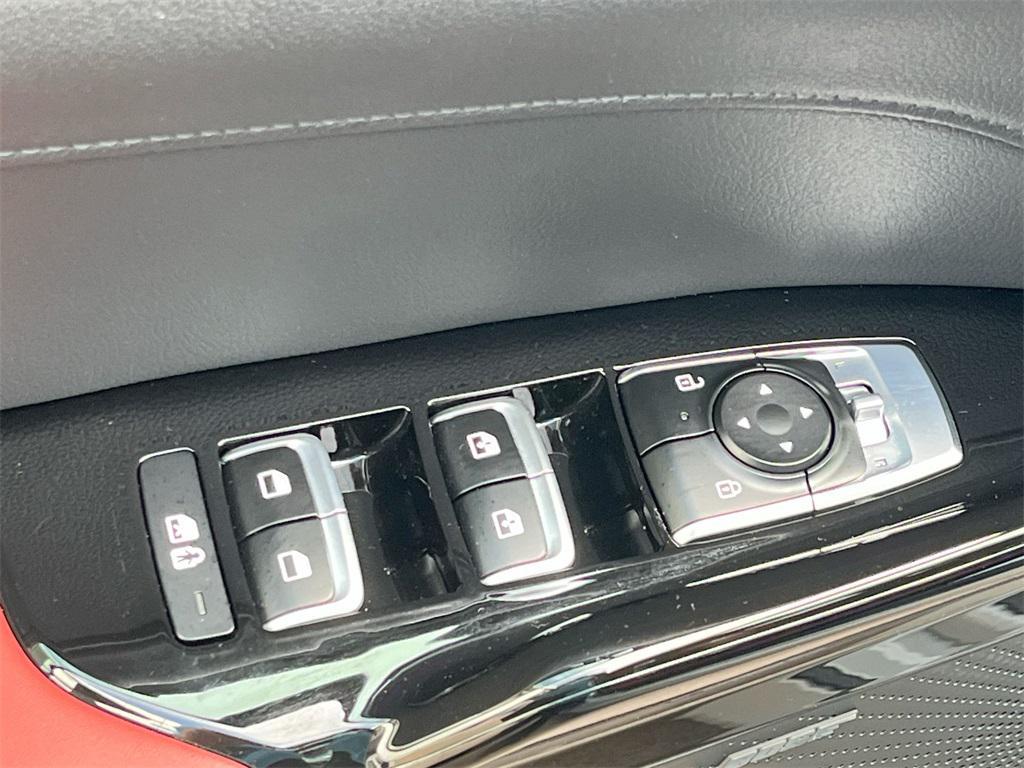 used 2025 Kia K5 car, priced at $29,000