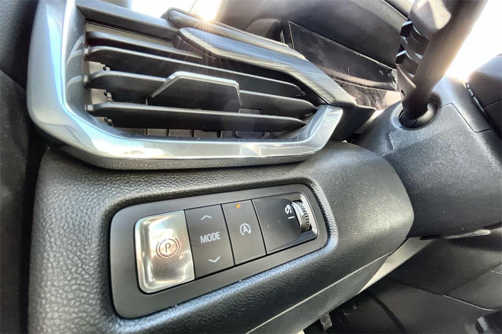 new 2025 GMC Acadia car, priced at $39,595
