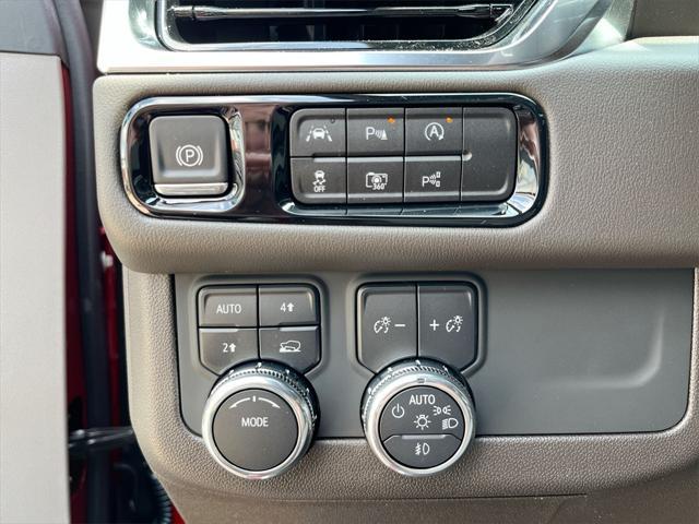 new 2025 GMC Yukon XL car, priced at $71,760