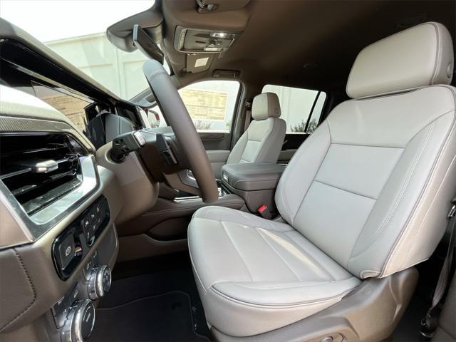 new 2025 GMC Yukon XL car, priced at $71,760