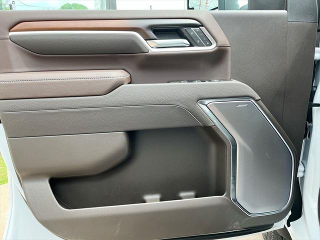 new 2025 GMC Sierra 2500 car, priced at $84,090