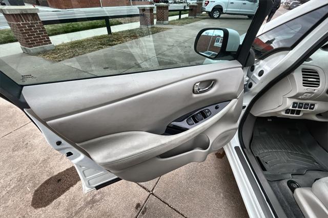 used 2017 Nissan Leaf car, priced at $7,500