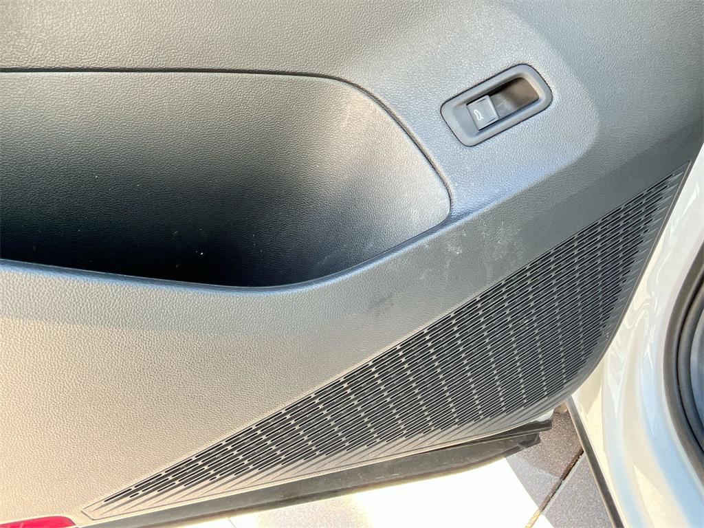 used 2024 Volkswagen Atlas car, priced at $31,000