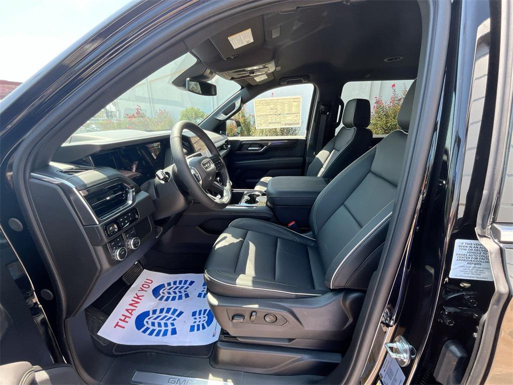 new 2025 GMC Yukon XL car, priced at $73,610