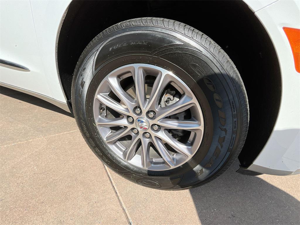 used 2024 Buick Enclave car, priced at $32,000