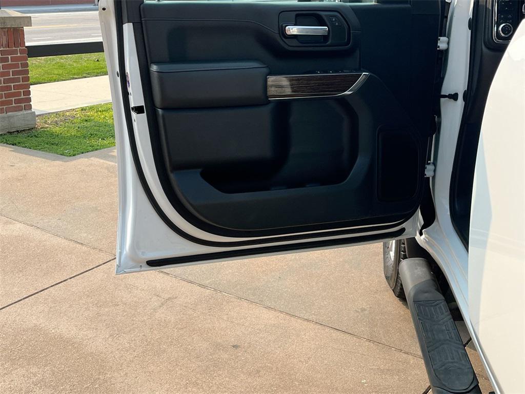 used 2023 GMC Sierra 2500 car, priced at $49,000