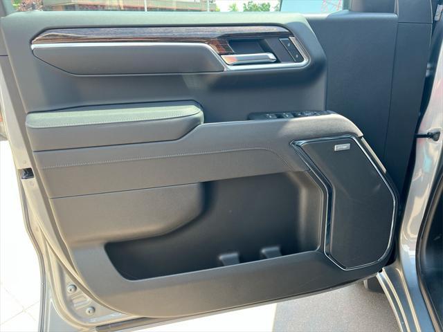 new 2025 GMC Sierra 1500 car, priced at $52,805