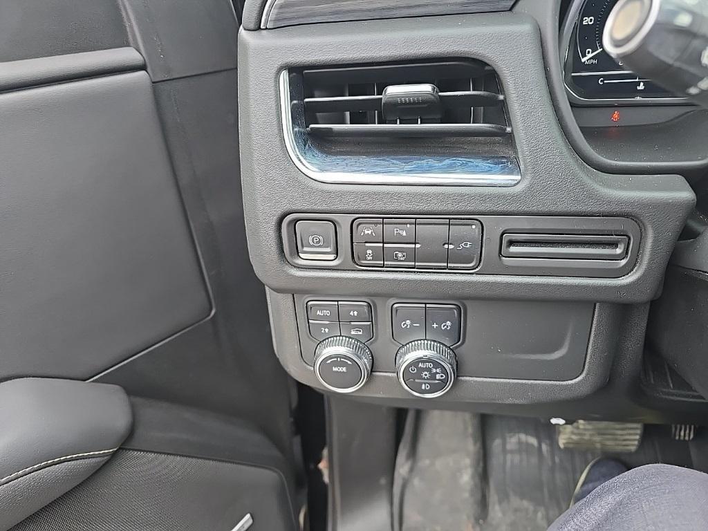 used 2022 GMC Yukon car, priced at $44,500