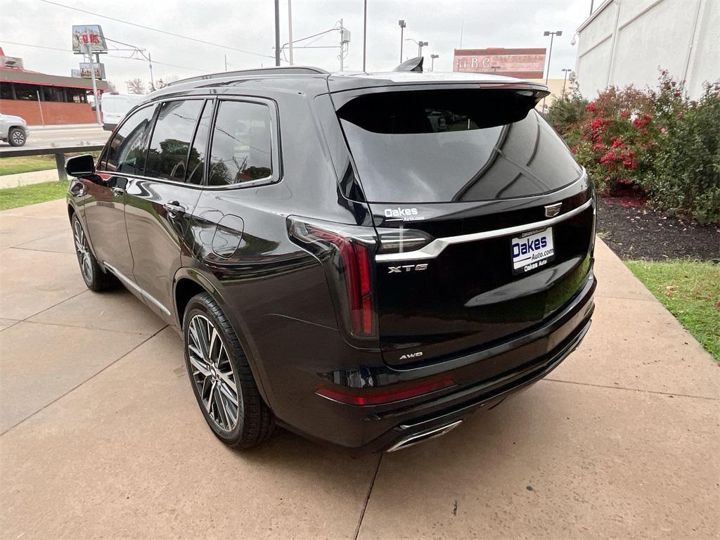 used 2022 Cadillac XT6 car, priced at $30,500