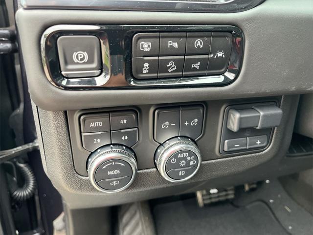 new 2025 GMC Yukon XL car, priced at $103,385