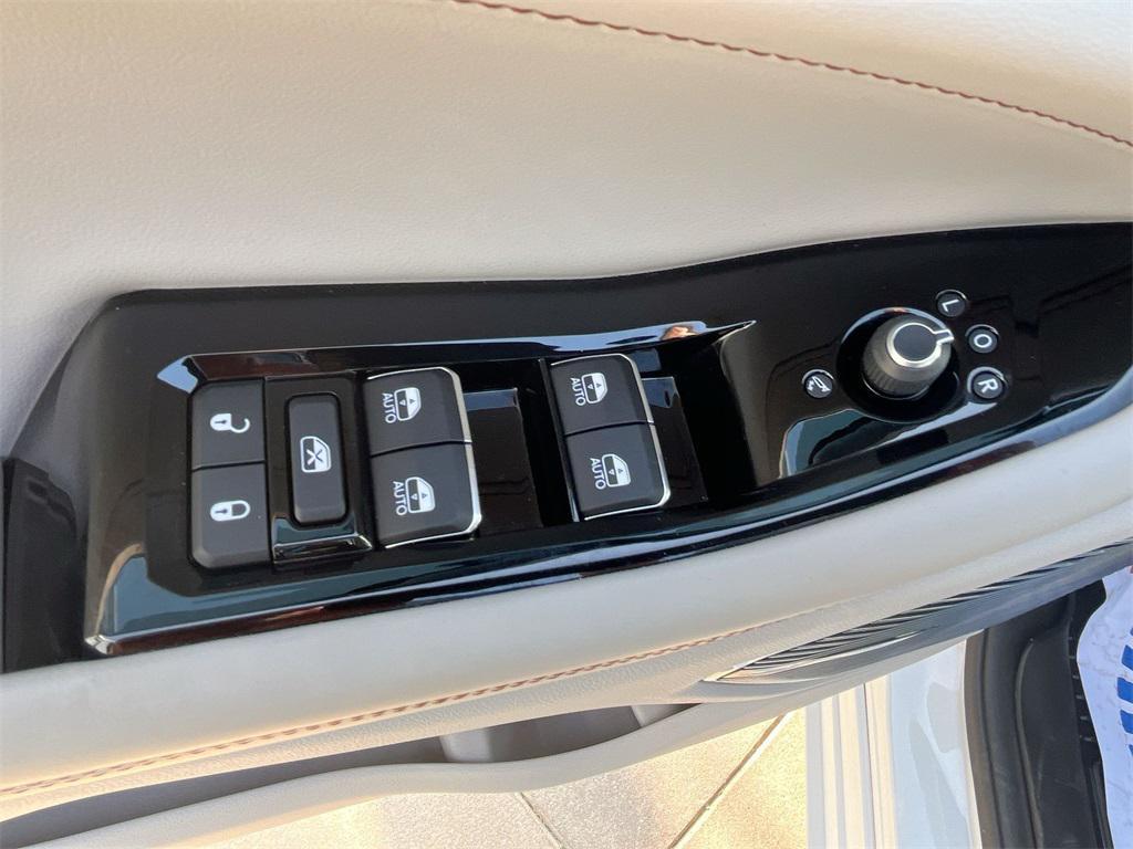 used 2022 Jeep Grand Cherokee L car, priced at $37,500