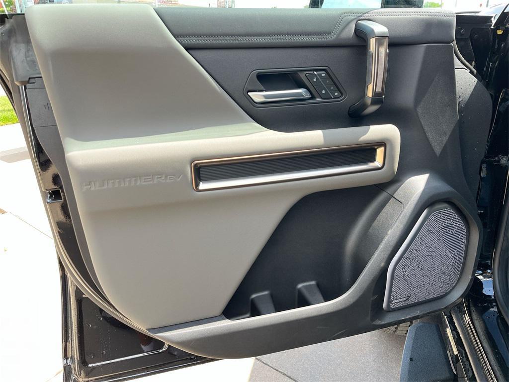 new 2025 GMC HUMMER EV SUV car, priced at $98,140