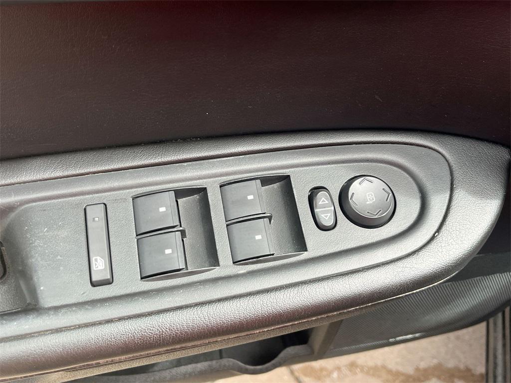 used 2015 GMC Acadia car, priced at $10,000