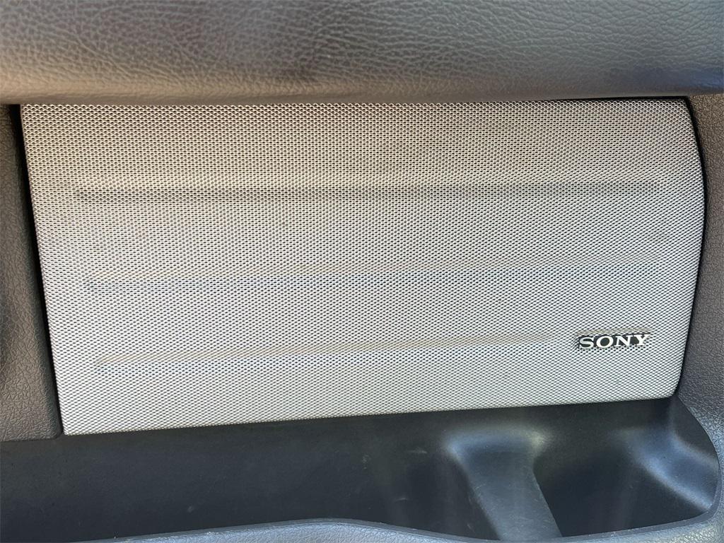 used 2013 Ford F-150 car, priced at $8,000