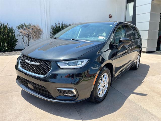 used 2023 Chrysler Pacifica car, priced at $23,000