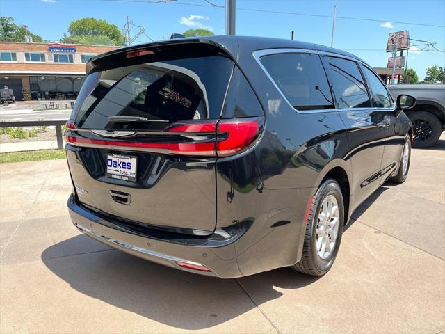 used 2023 Chrysler Pacifica car, priced at $23,000