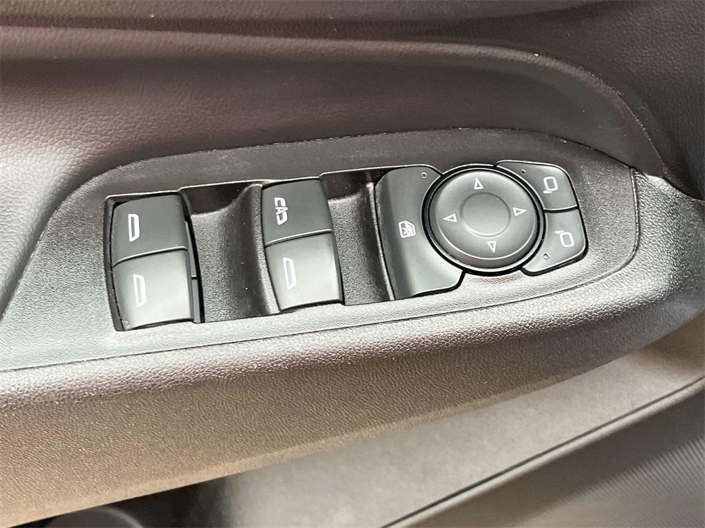 used 2020 Chevrolet Equinox car, priced at $19,000