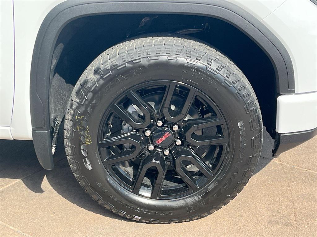new 2026 GMC Sierra 1500 car, priced at $55,701