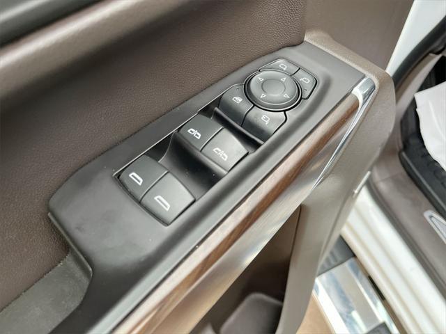 used 2019 GMC Sierra 1500 car, priced at $32,000