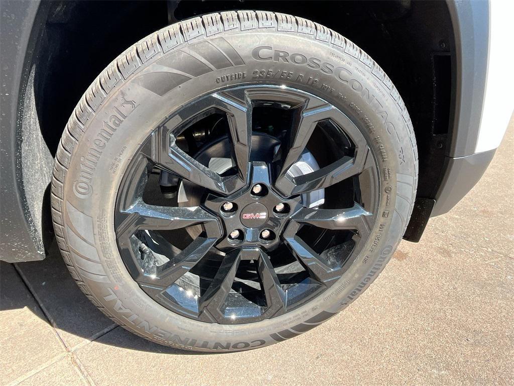 new 2026 GMC Terrain car, priced at $30,508