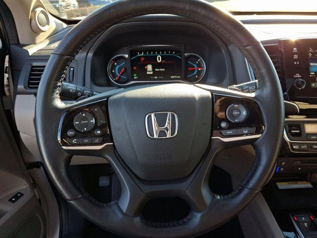 used 2022 Honda Pilot car, priced at $35,005