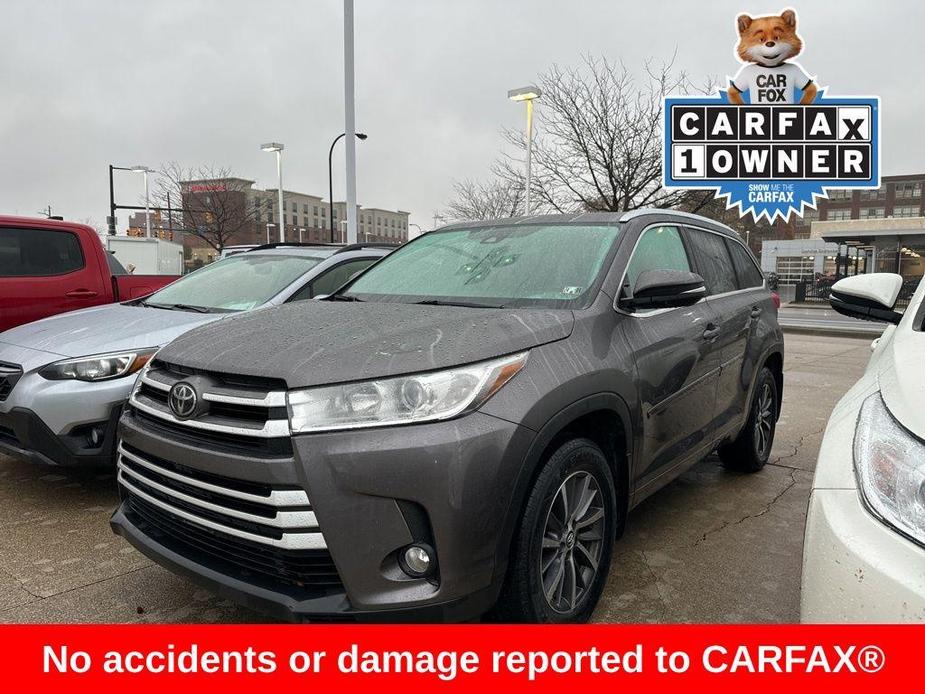 used 2018 Toyota Highlander car, priced at $23,418