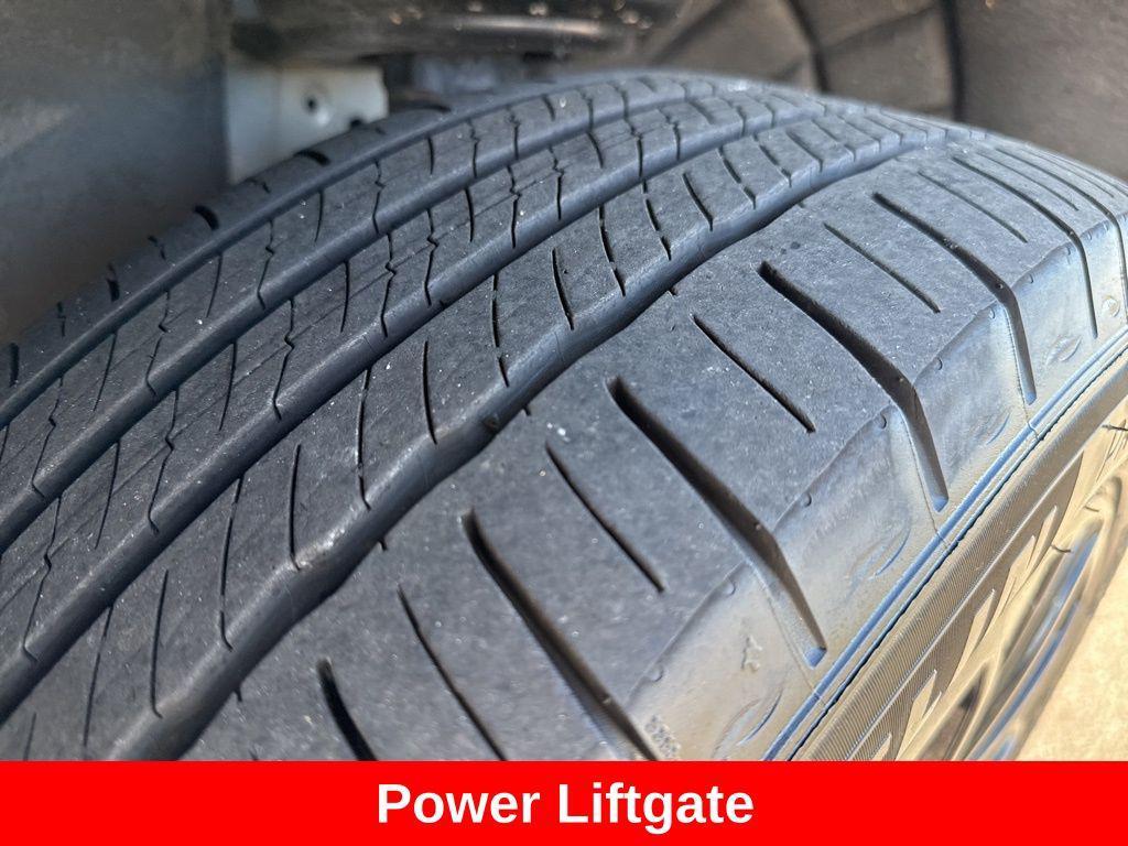 used 2023 GMC Acadia car, priced at $26,320