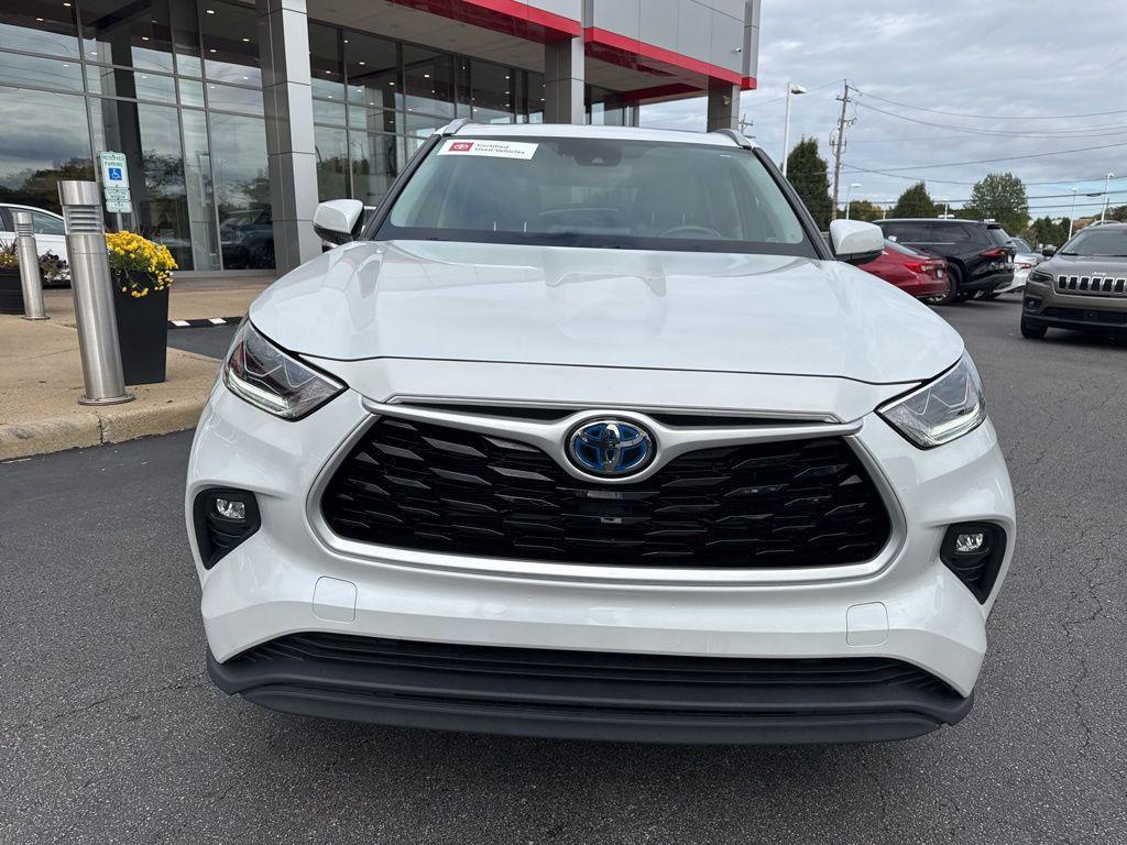 used 2022 Toyota Highlander Hybrid car, priced at $29,996