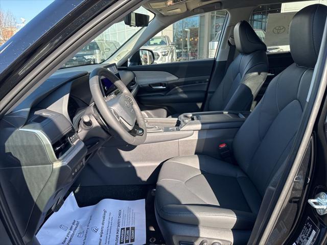 new 2025 Toyota Grand Highlander car, priced at $57,528