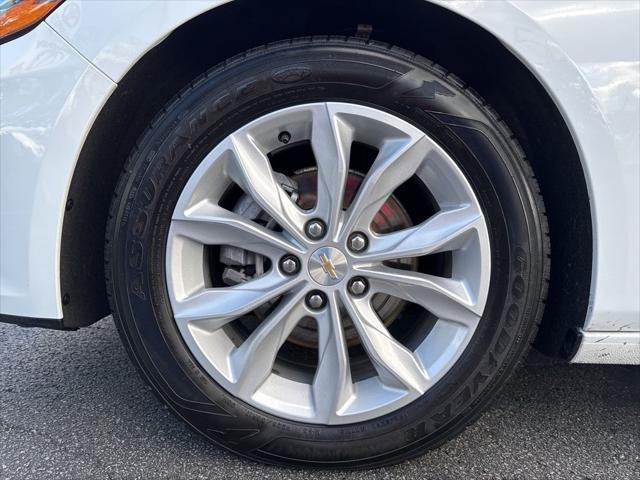 used 2024 Chevrolet Malibu car, priced at $20,422