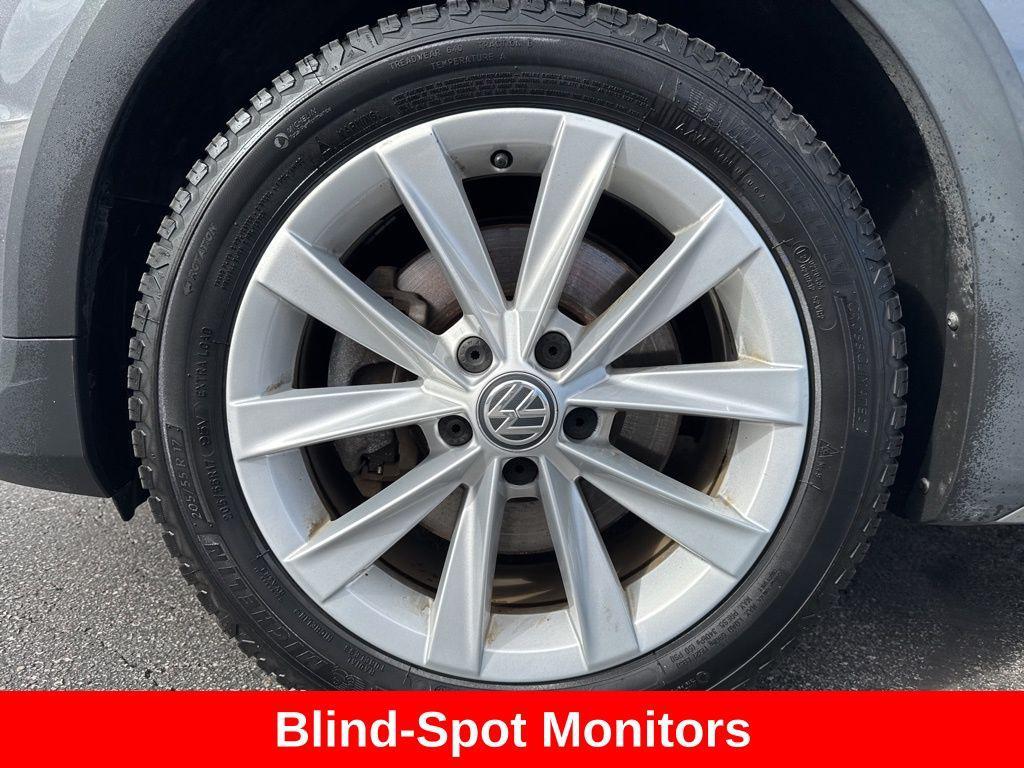 used 2019 Volkswagen Golf car, priced at $15,909