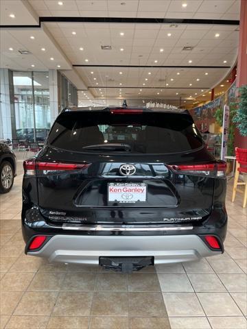 new 2025 Toyota Highlander car, priced at $54,882