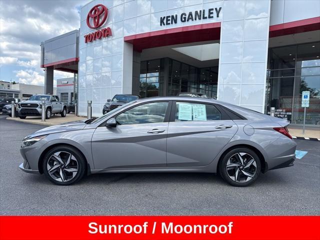 used 2022 Hyundai Elantra car, priced at $18,789