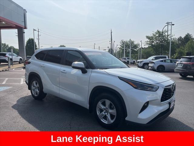 used 2023 Toyota Highlander car, priced at $30,789