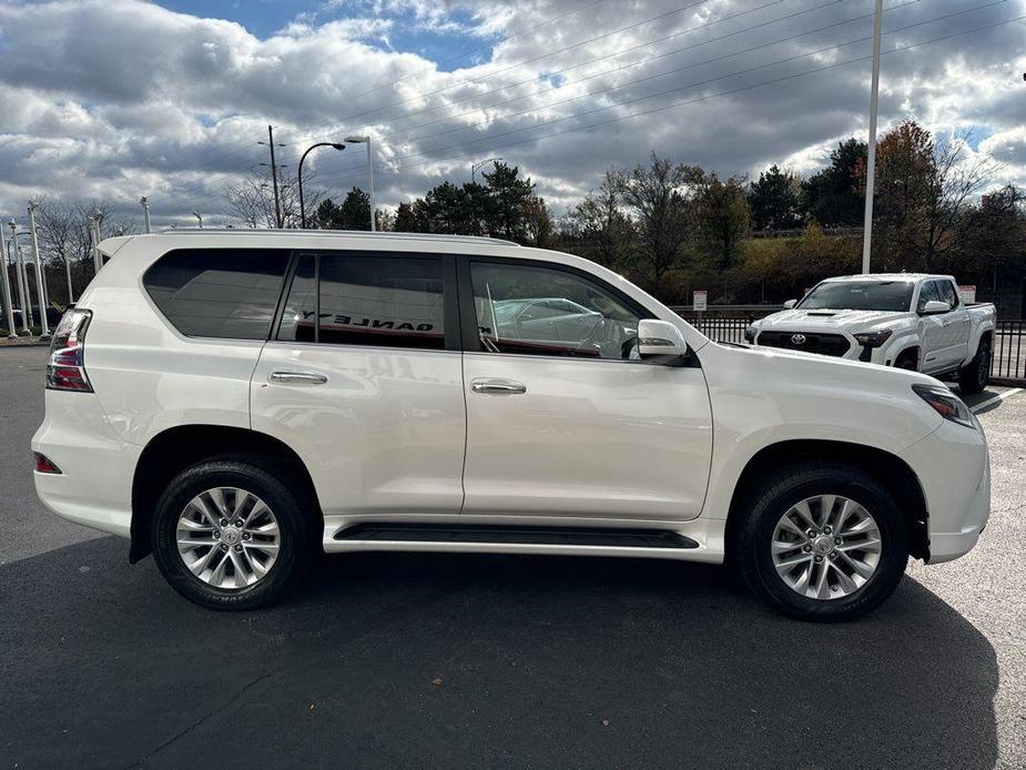 used 2022 Lexus GX 460 car, priced at $49,997