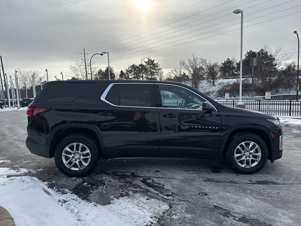 used 2023 Chevrolet Traverse car, priced at $25,891