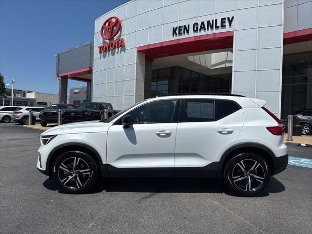 used 2024 Volvo XC40 car, priced at $32,222