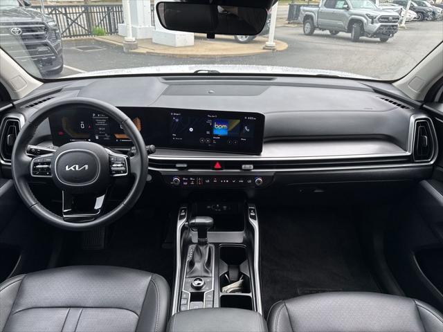 used 2024 Kia Sorento car, priced at $29,978