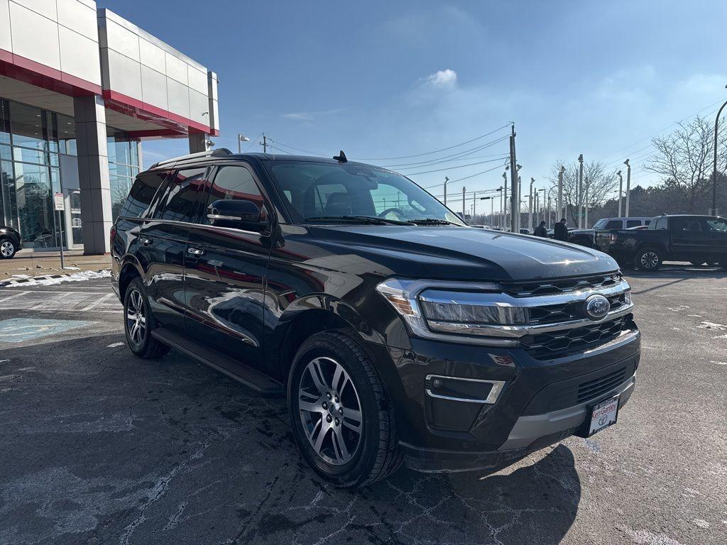 used 2024 Ford Expedition car, priced at $55,991