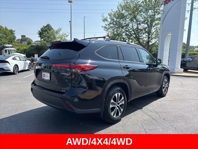 used 2022 Toyota Highlander Hybrid car, priced at $40,572