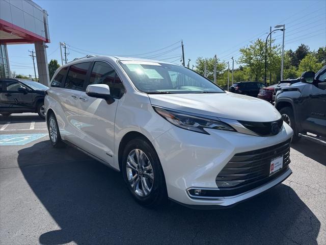 used 2021 Toyota Sienna car, priced at $51,989