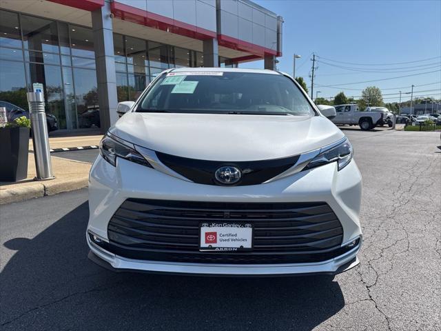 used 2021 Toyota Sienna car, priced at $51,989