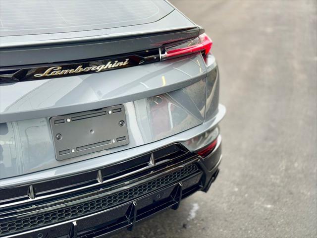 used 2024 Lamborghini Urus car, priced at $289,988