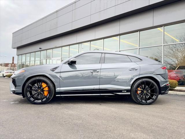 used 2024 Lamborghini Urus car, priced at $289,988