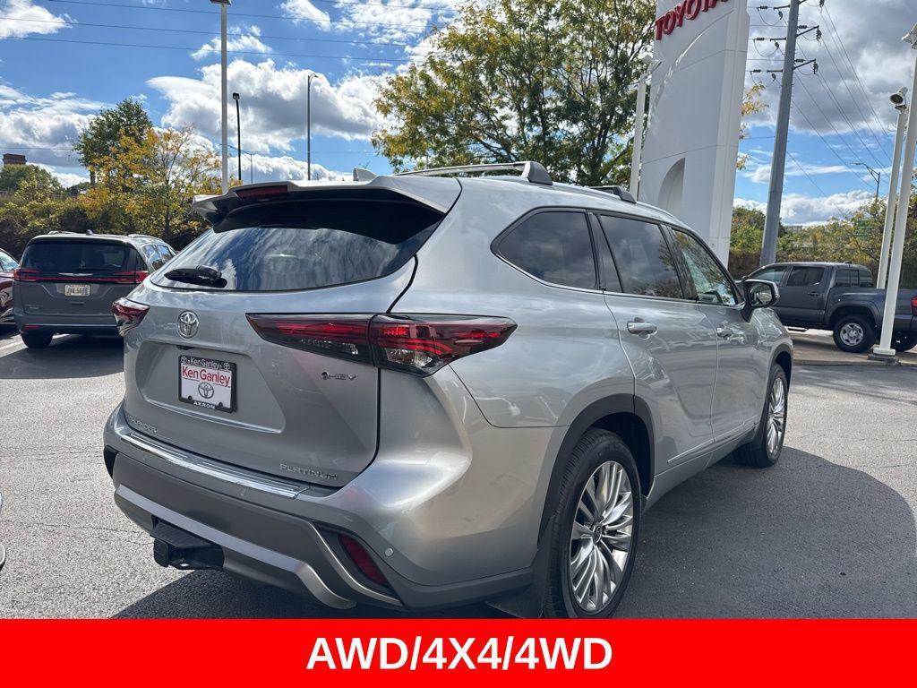 used 2025 Toyota Highlander Hybrid car, priced at $56,421
