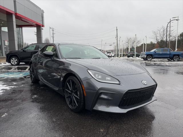 new 2025 Toyota GR86 car, priced at $34,123
