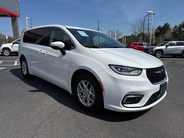 used 2023 Chrysler Pacifica car, priced at $22,786